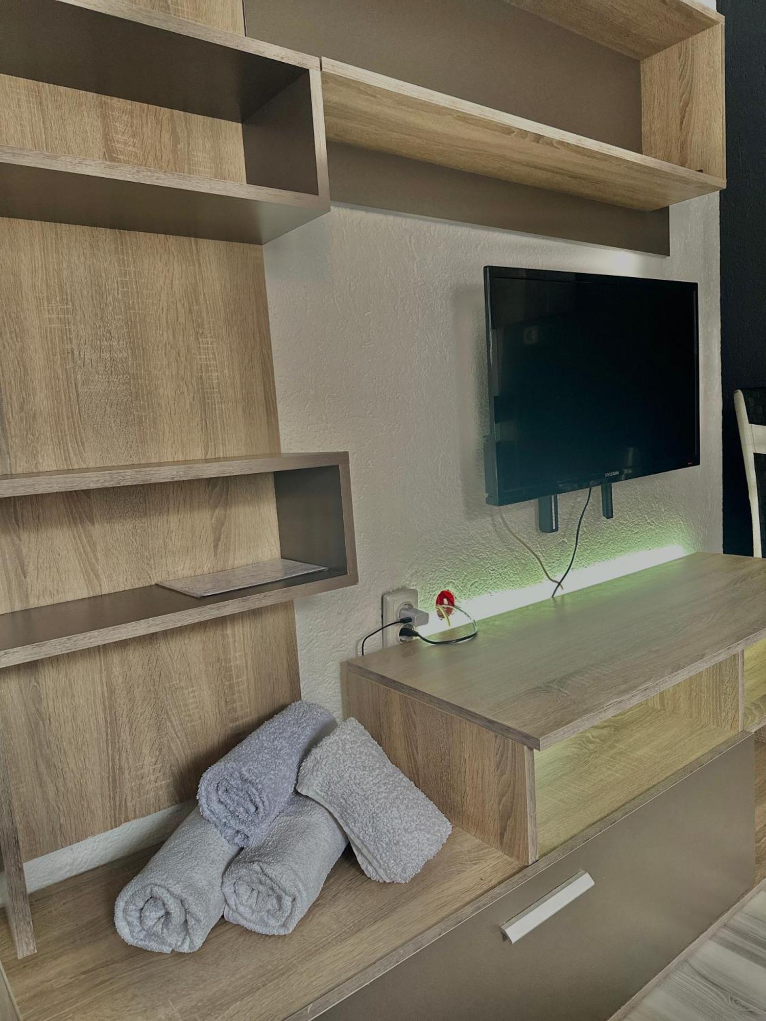 Oneroom Apartment